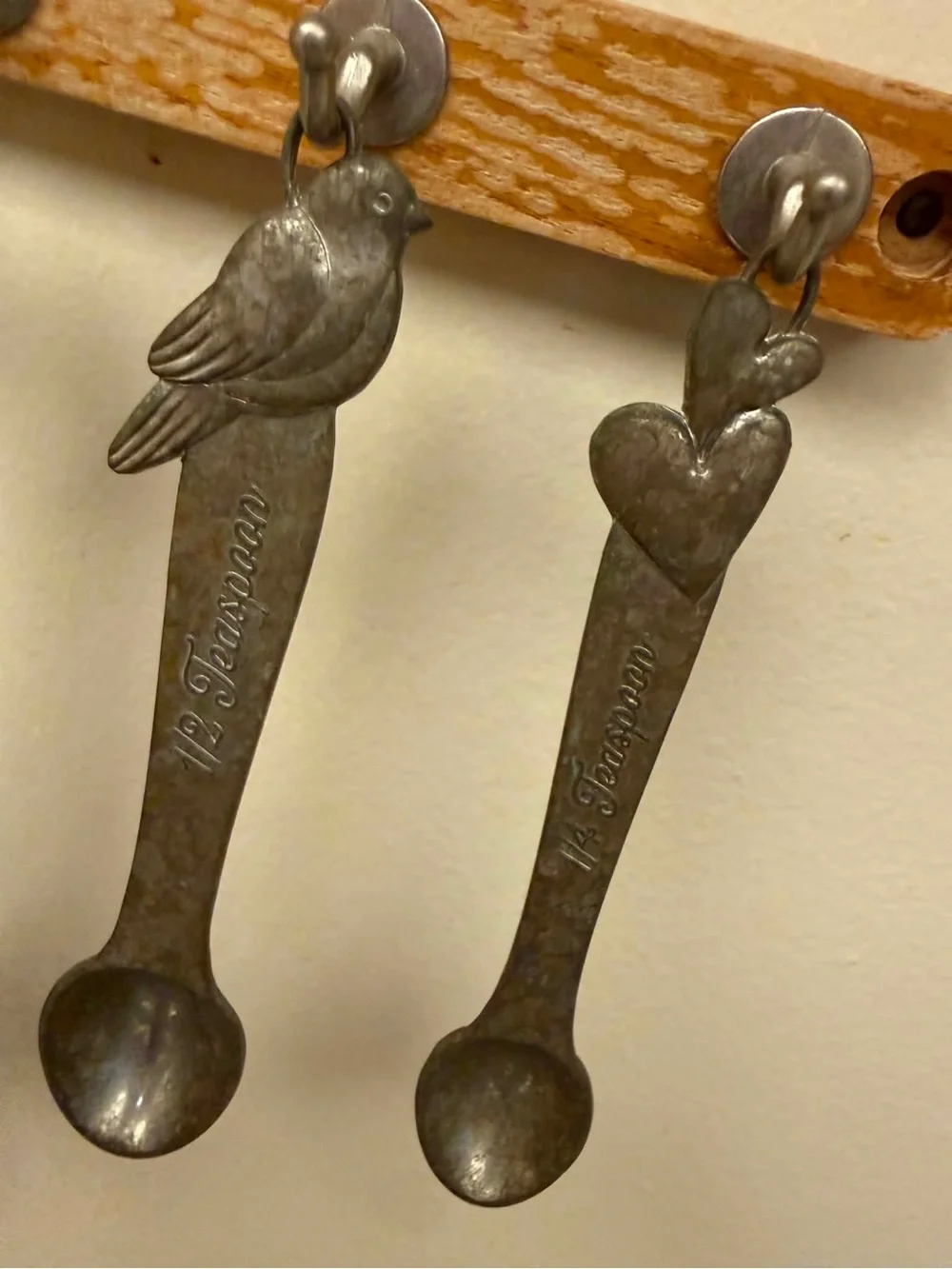 Decorative Floral & Bird Pewter Measuring Spoons - Set